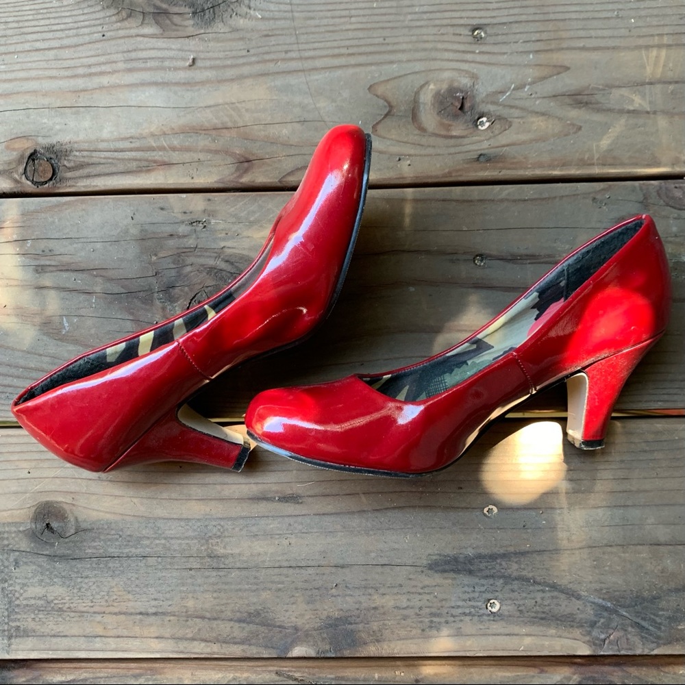Madden Girl Uniffy Pumps